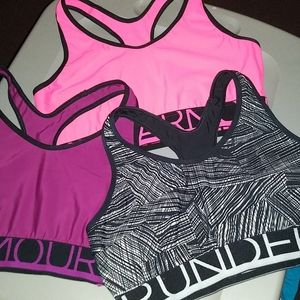 Sports bras Under Armour